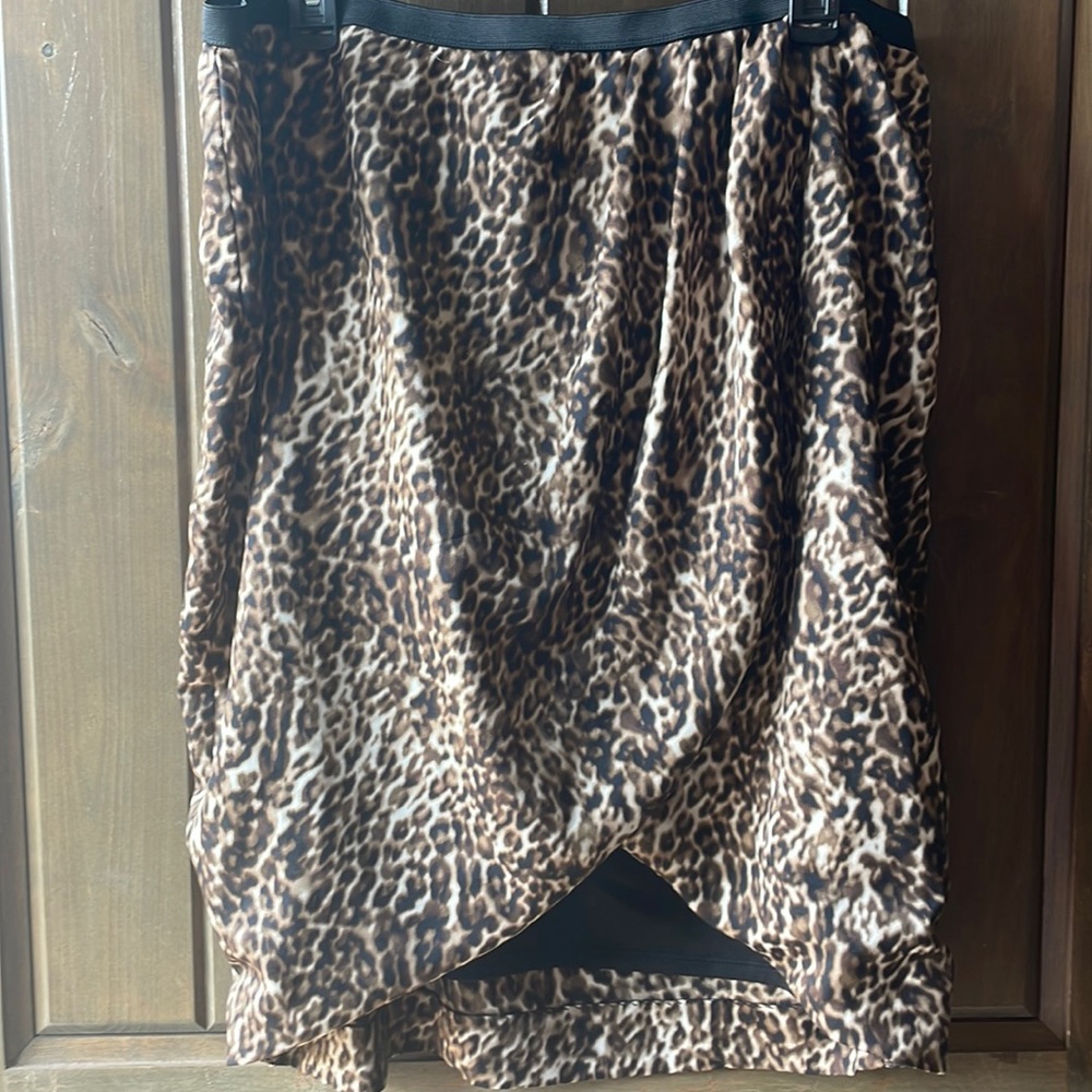 Leopard print faux wrap skirt Sz 18